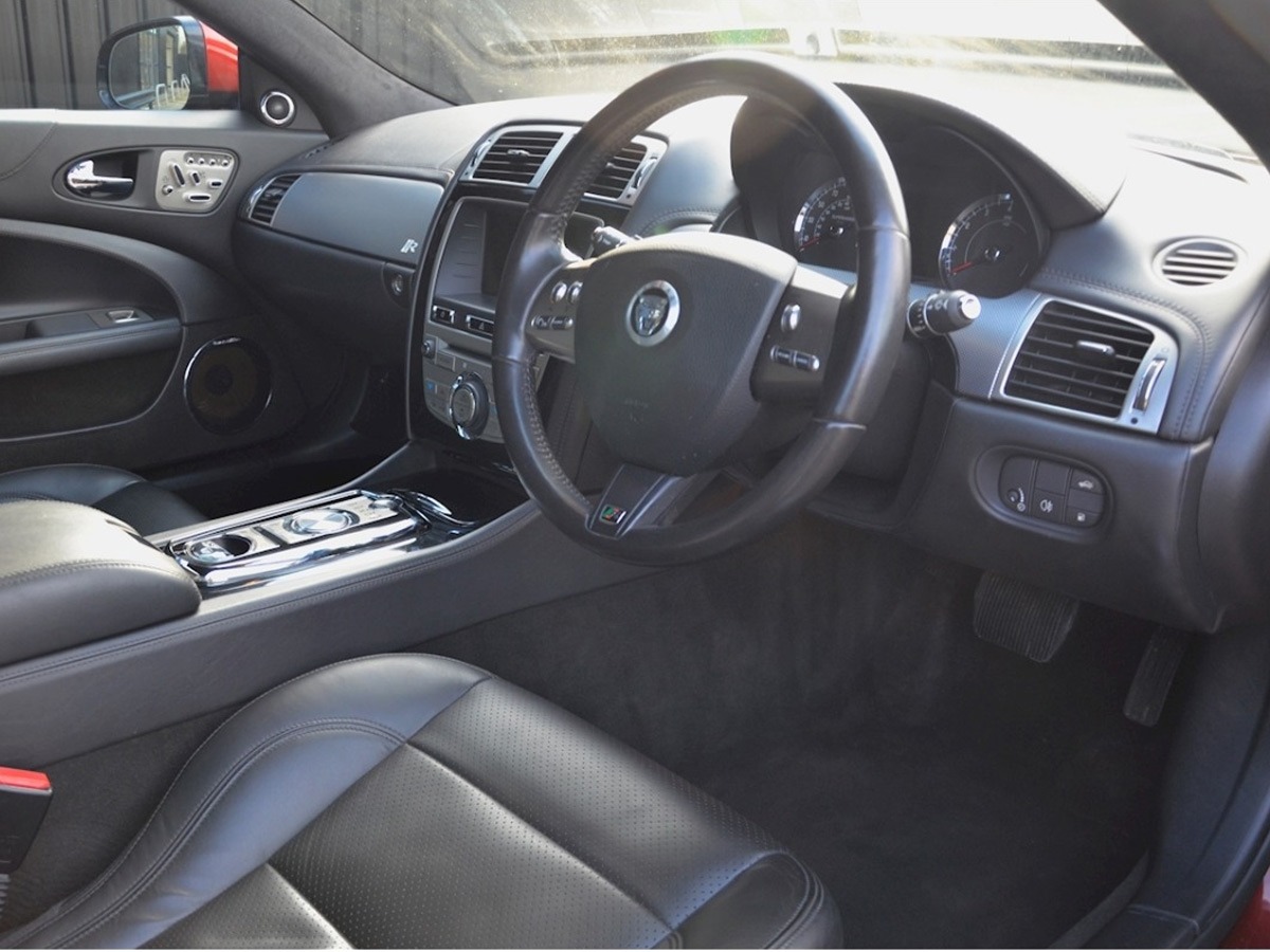 2010 Jaguar XKR Image 7